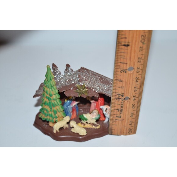 Vtg Plastic Mini Nativity with Mary Joseph Baby Jesus & Animals 3" - Picture 7 of 9